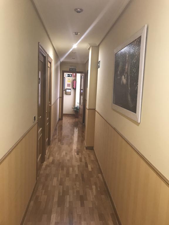 Pension Логроньо Экстерьер фото